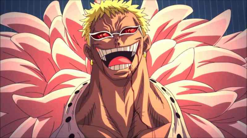 Top 30 Strongest Living Characters in One Piece